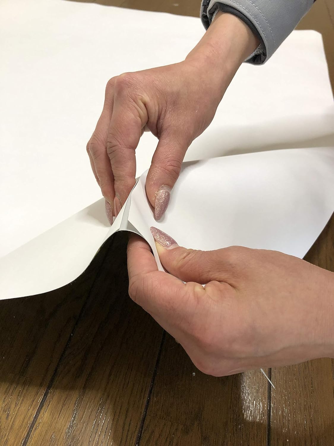 Amazon ねこぱんち ホワイト 爪とぎ 傷防止シート 壁紙バスターズ 爪とぎ 通販