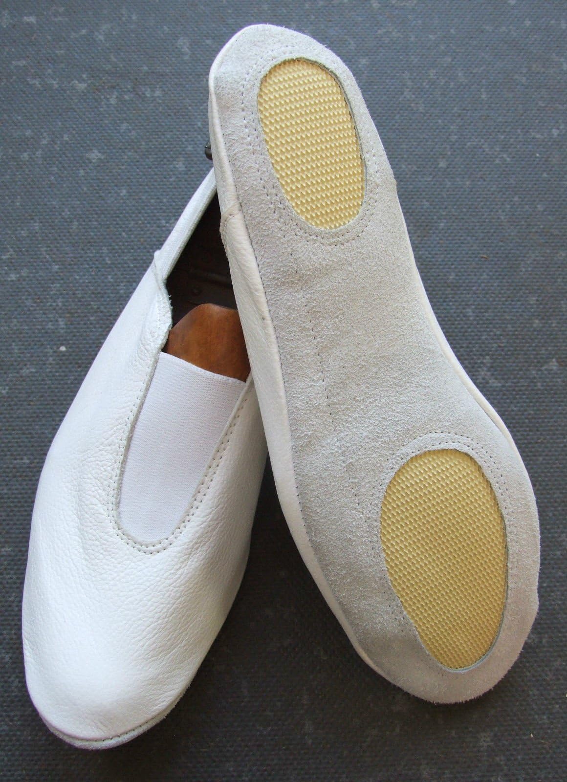 Resistance Fitness White Leather Gymnastic Shoes, Slippers, Trampoline, Dance