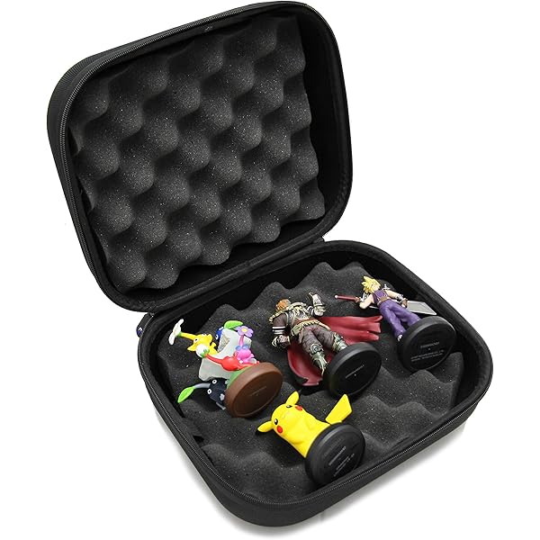 Amazon.com: HORI amiibo 8 Figure Travel Case Mario and Friends