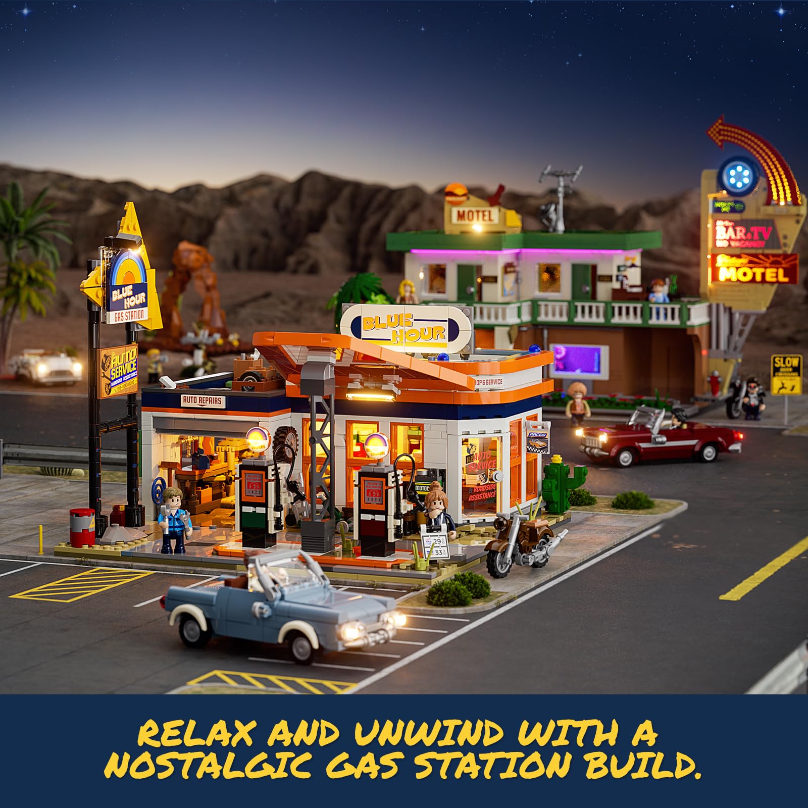 FUNWHOLE City Gas Station Bauset mit Licht – 1608PCS modularer Brick-Baukasten für Erwachsene & Teenager, zur Ausstellung & Roadtrip-Szenen, inklusive Oldtimer & Werkzeuge 4