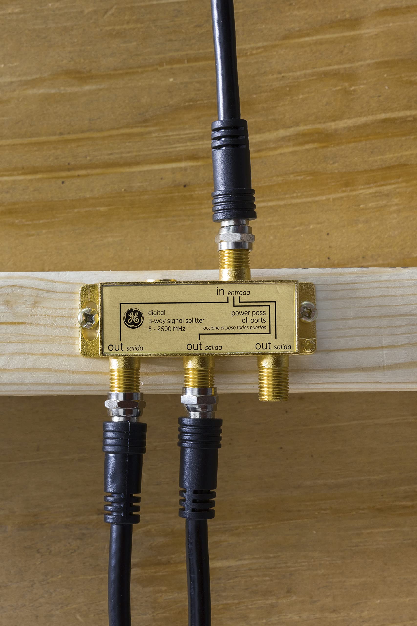 Digital 3-Way Coaxial Cable Splitter, 2.5 GHz 5-2500 MHz, RG6 Compatible, HD TV, Satellite, High Speed Internet, Amplifier, Antenna, Gold Plated Connectors, Corrosion Resistant, 73756