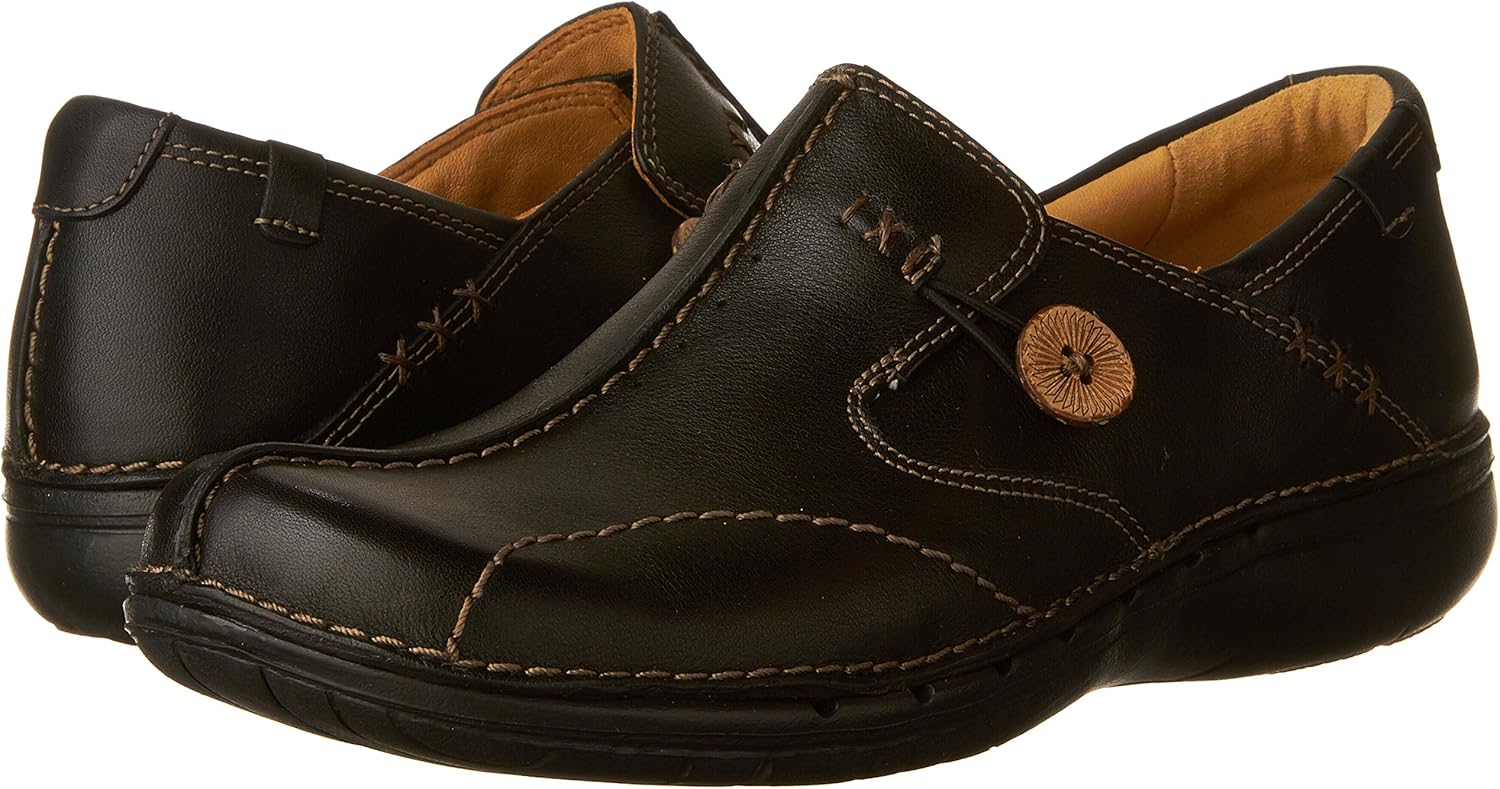 clarks unstructured women's un.loop slip-on shoe