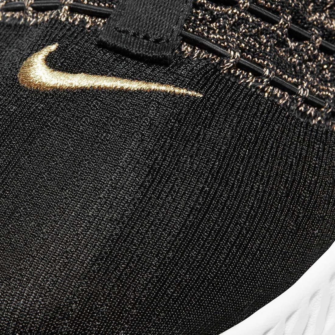 Amazon Co Jp ナイキ Nike リアクトファントムラン フライニット2 プレミアム W Reactphantomrun Flyknit2 Prm ブラック ホワイト ゴールド Cz40 001 国内正規品 スポーツ アウトドア
