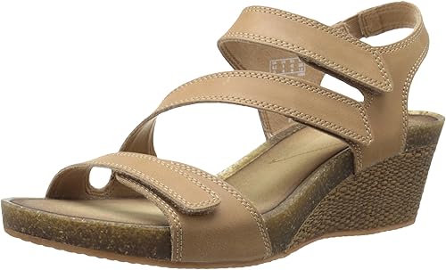 clarks beige wedge sandals