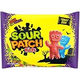 SOUR PATCH KIDS Soft &amp; Chewy Gummy Halloween Candy, 22 Trick or Treat Bags