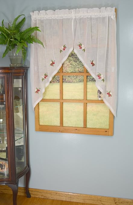 Curtain Chic Garden Path Swag, Strawberry