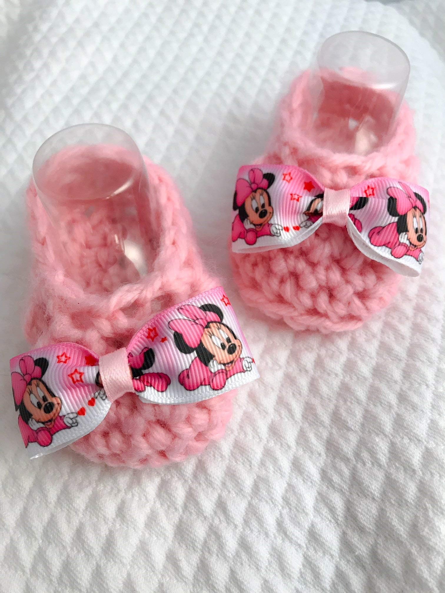 Baby shoes | newborn booties minnie disney | wool gift idea | the nodocreativo
