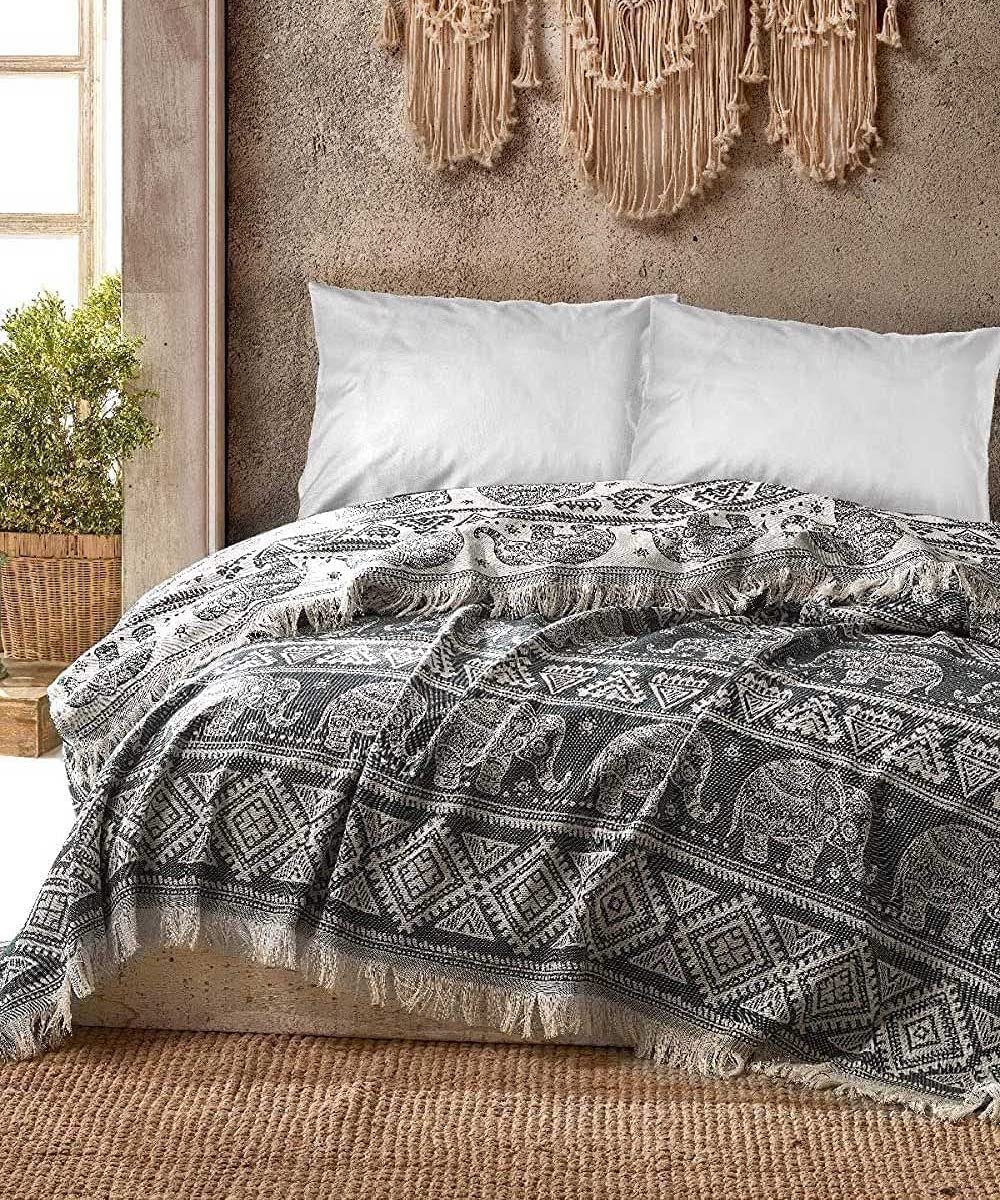BOHORIA Premium Bedspread 220 x 240 cm Bali | 100% Cotton | Oeko-Tex | Bed Throw Reversible Blanket Sofa Blanket with Pattern | Extra Large 220 x 240 cm (Elephant)