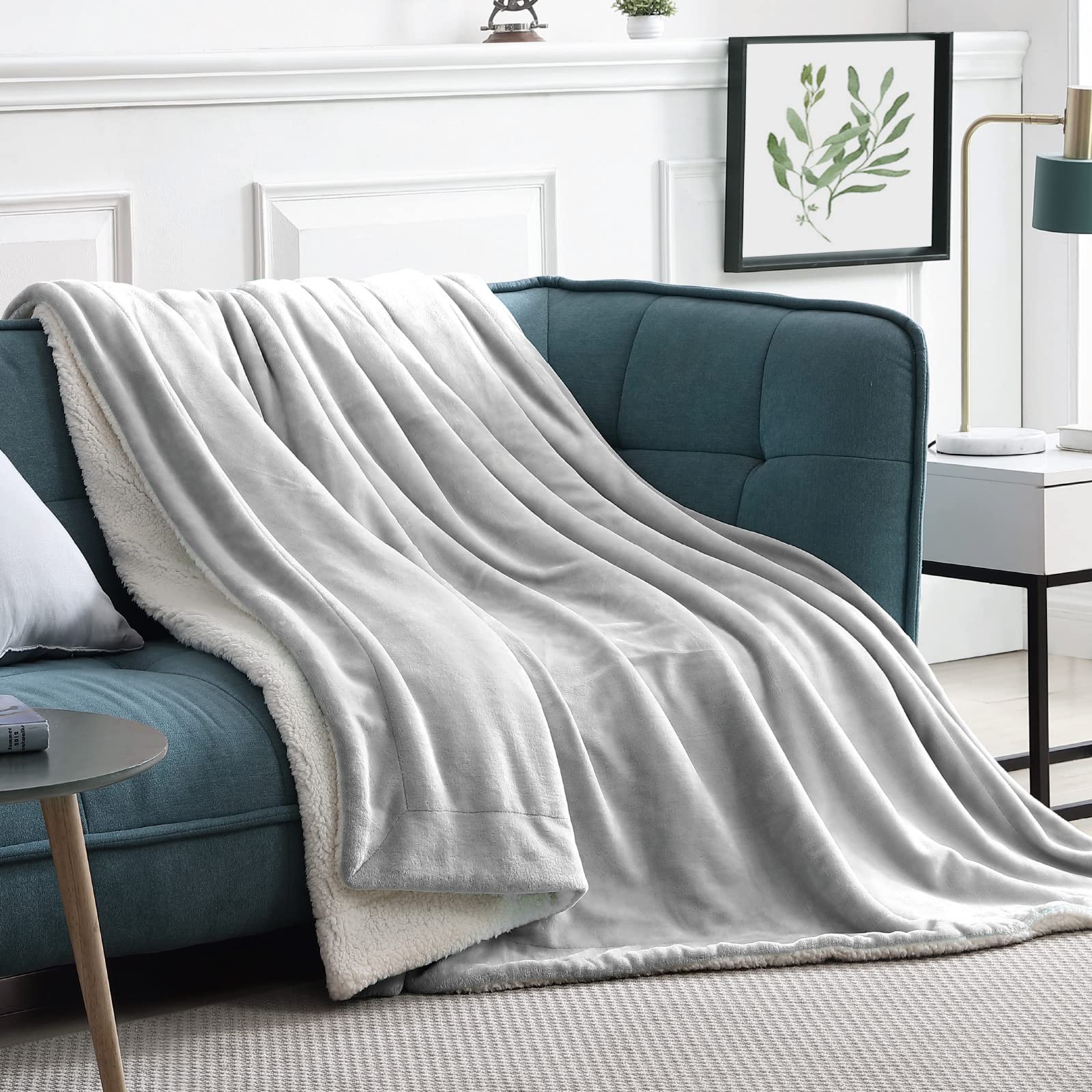 Walensee Sherpa Fleece Blanket