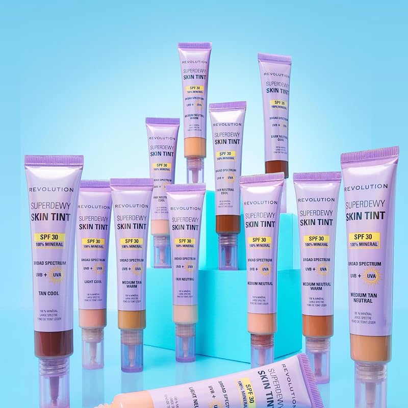 Revolution Superdewy SPF30 Skin Tint, Tinte Facial Ligero SPF 30 para Piel Sensible y con Tendencia Acneica, Cobertura Modulable, Vegano, Medium Neutral, 28 ml