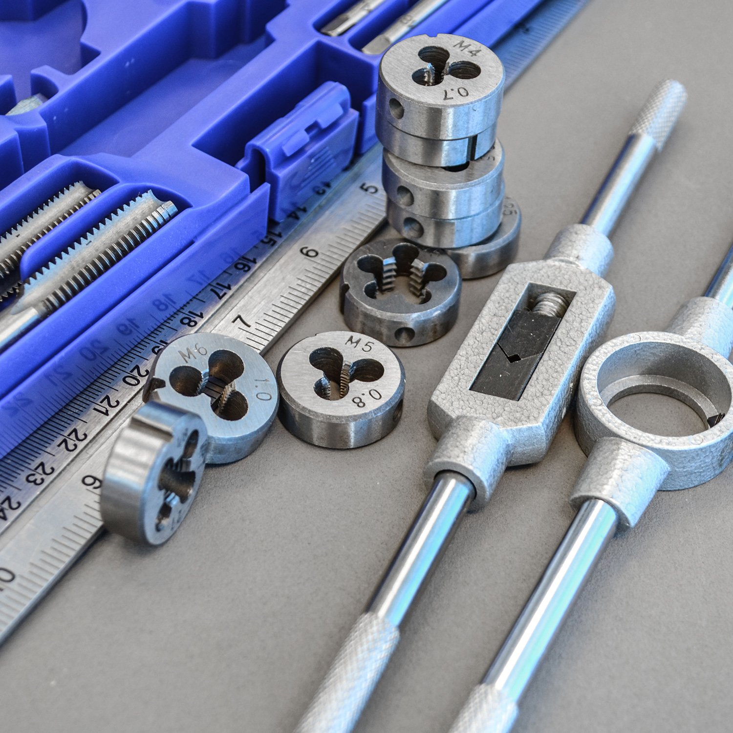 Faithfull FAITAPDSET39 Metric Tap and Die Set Carbon Steel (39 Pieces), Multi-Colour - Image 3