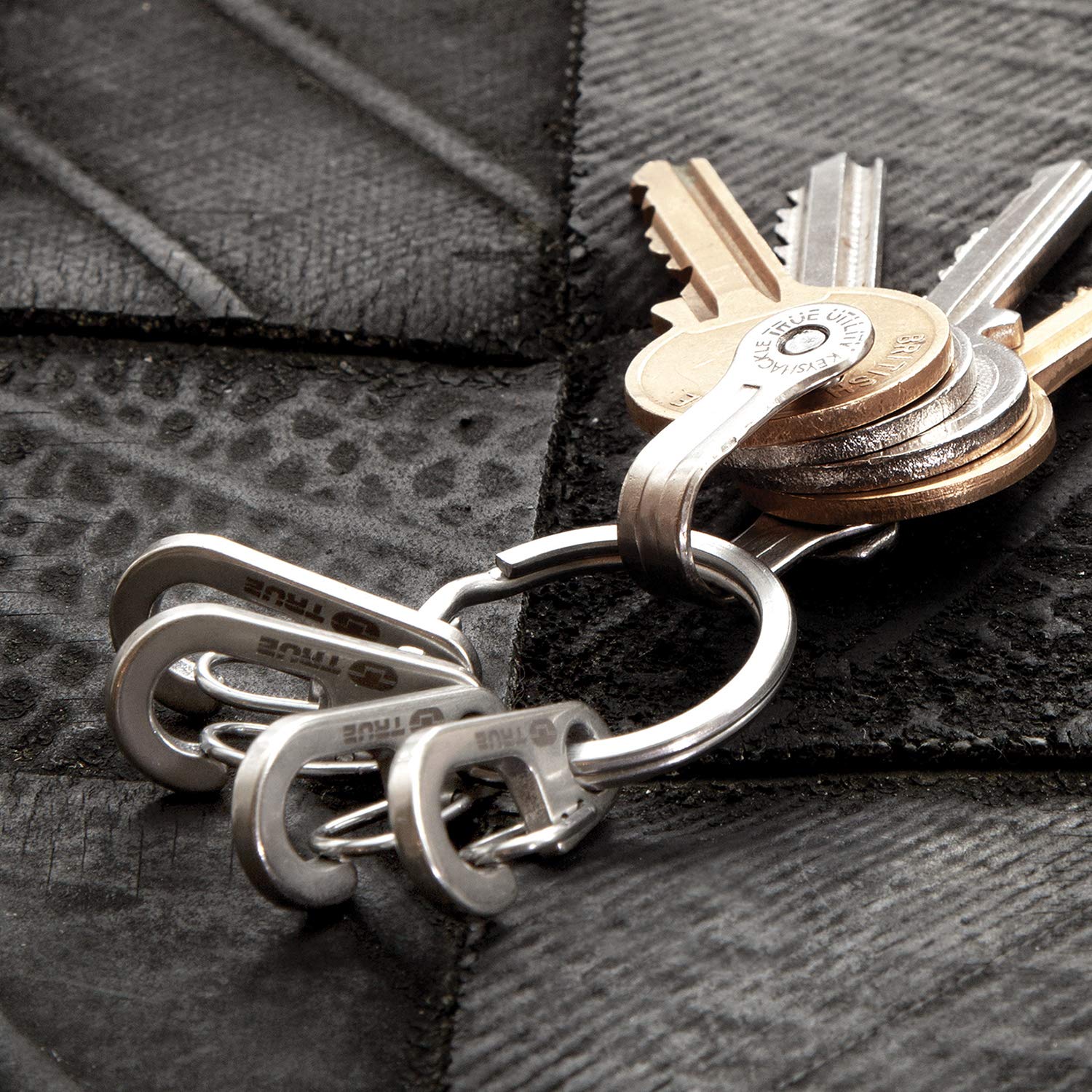 True Utility Key Ring System with 5 Key Shackle Buy Online in UAE