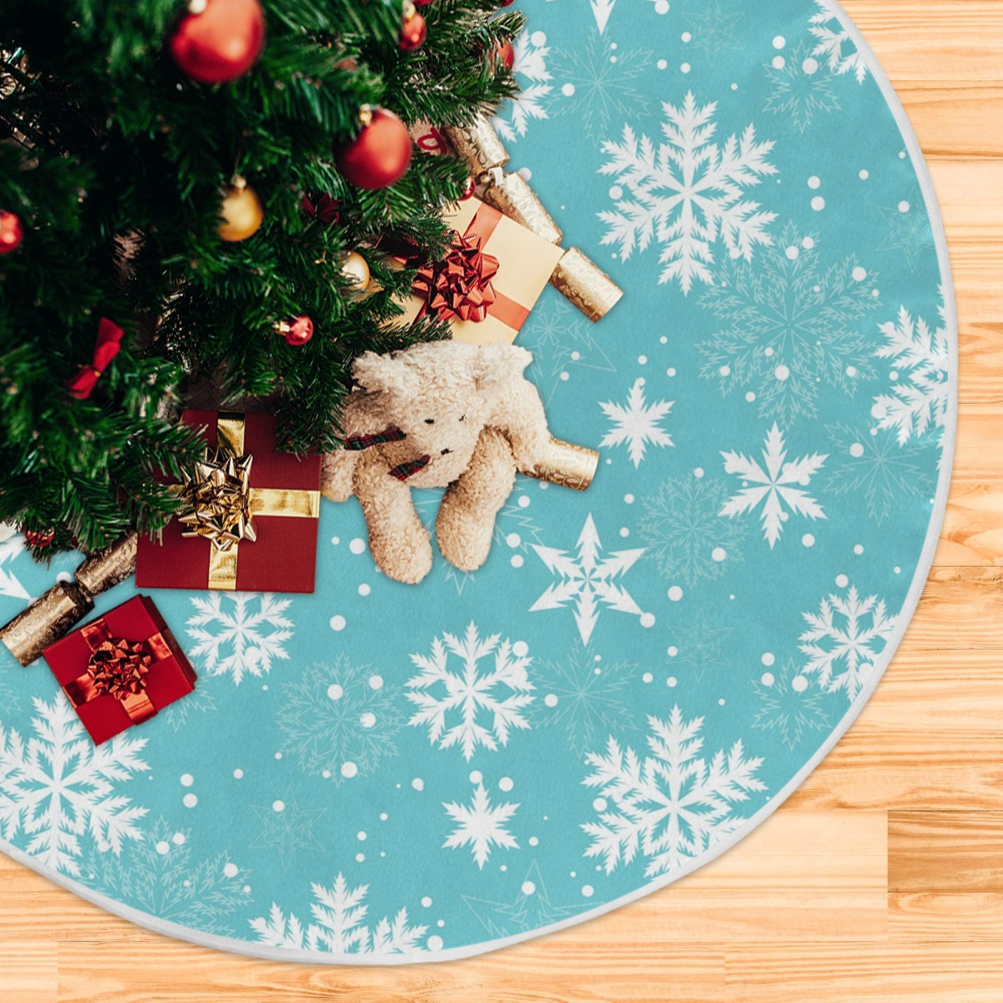 ALAZA Fluffy White Snowflakes On Blue Winter Christmas Tree Skirts Large Wicker Xmas Tree Skirt Christmas Tree Mat For New Years Decorations Holiday Home Decor