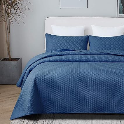 Veeyoo Couvre Lit Microfibre 233x233cm Pour Lit Double Toutes Les Saisons Boutis Dessus De Lit 2 Personnes Super Doux Et Leger 3 Pieces Bleu Marine Jete De Lit Double Taille Amazon Fr Cuisine