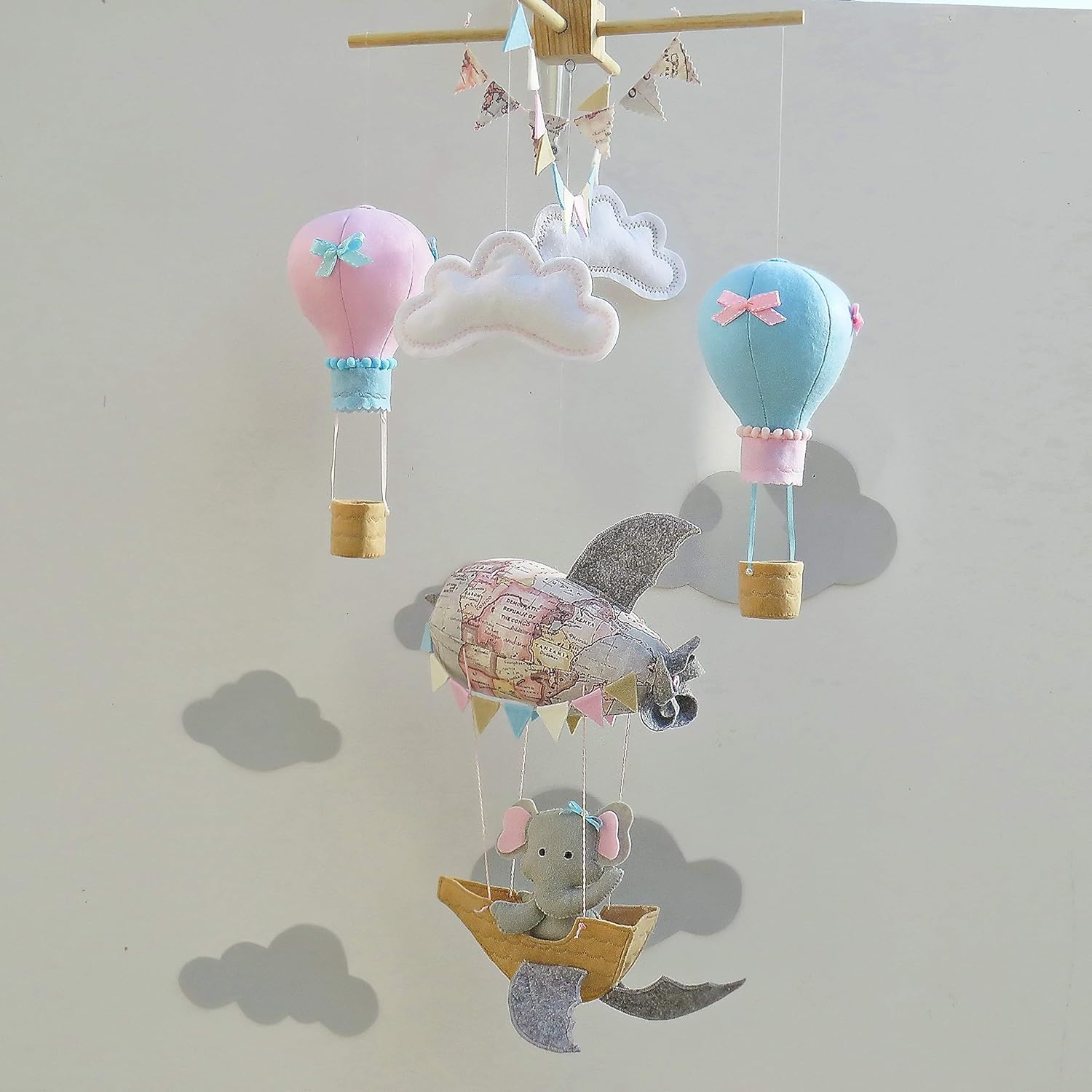 hot air balloon crib