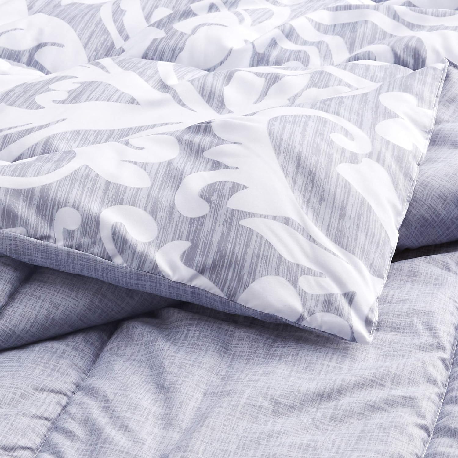  Basics Ultra-Soft Light-Weight Microfiber Reversible Comforter Bedding Set - King, Grey Medallion: Home & Kitchen