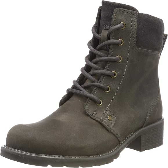 amazon clarks ankle boots