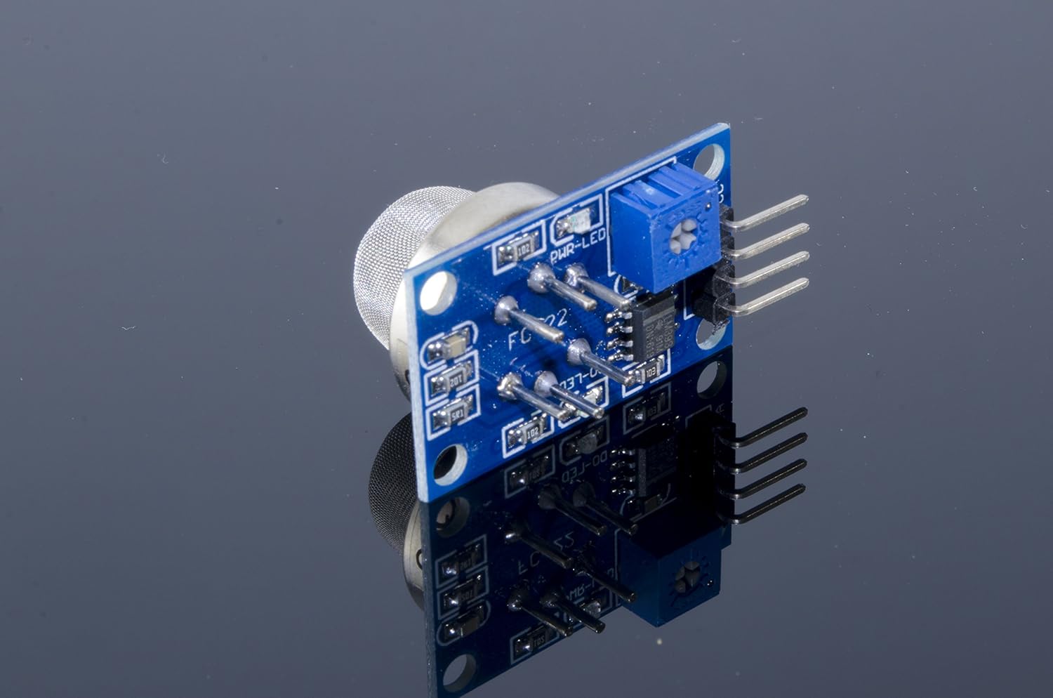 ACROBOTIC MQ4 Methane and Natural Gas CNG Analog Sensor Breakout Board