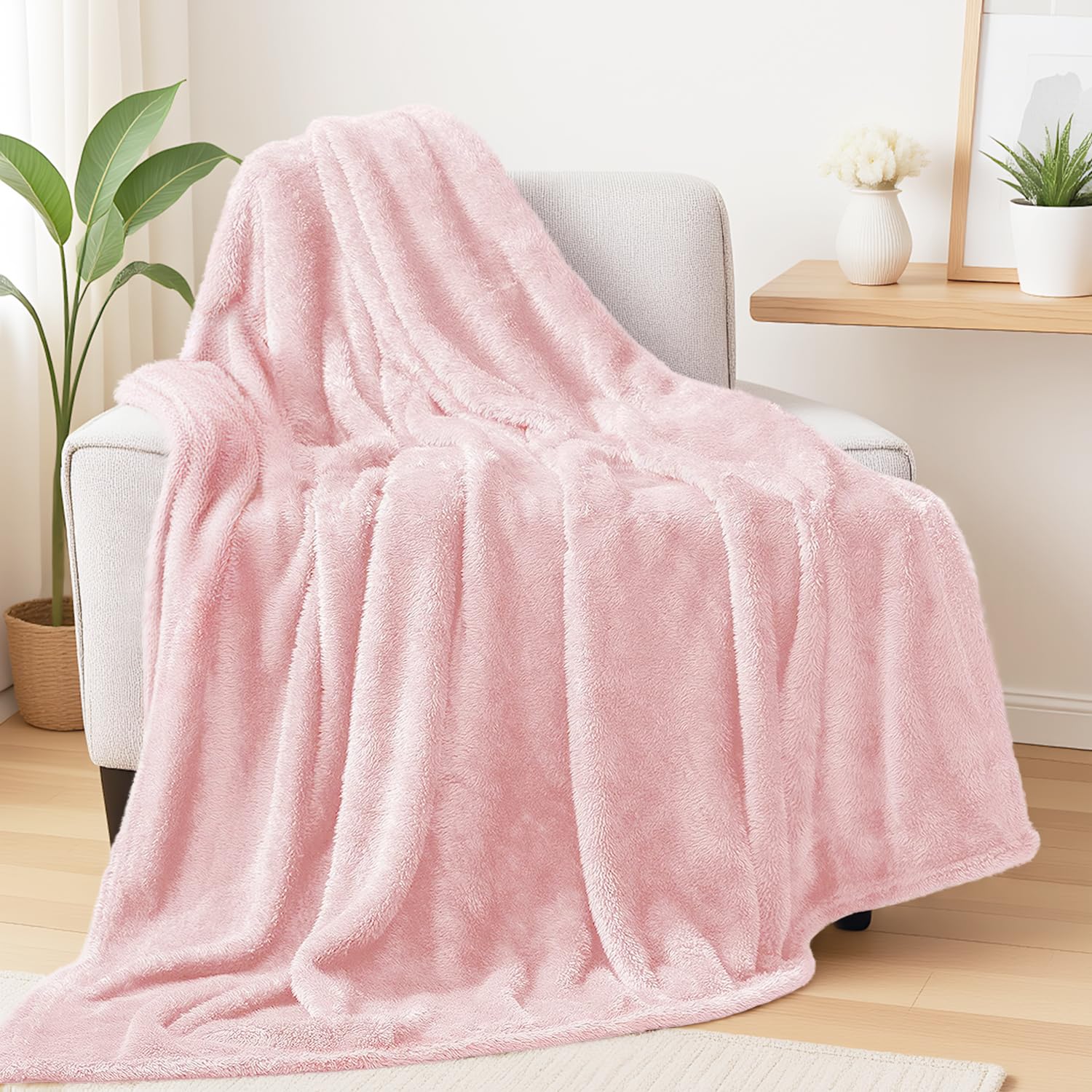 Exclusivo Mezcla Plush Fuzzy Fleece Throw Blanket 127x178 CM, Super Soft, Fluffy and Warm Blankets for Couch, Bed, All Season Use, Light Pink