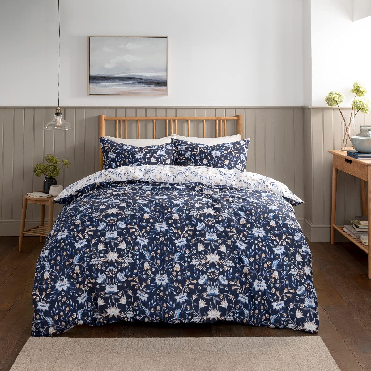 Sleepdown Floral Damask Navy Blue White Reversible Duvet Cover Quilt and Pillow Cases Bedding Set Soft Easy Care - King (230cm x 220cm), 5056242832263