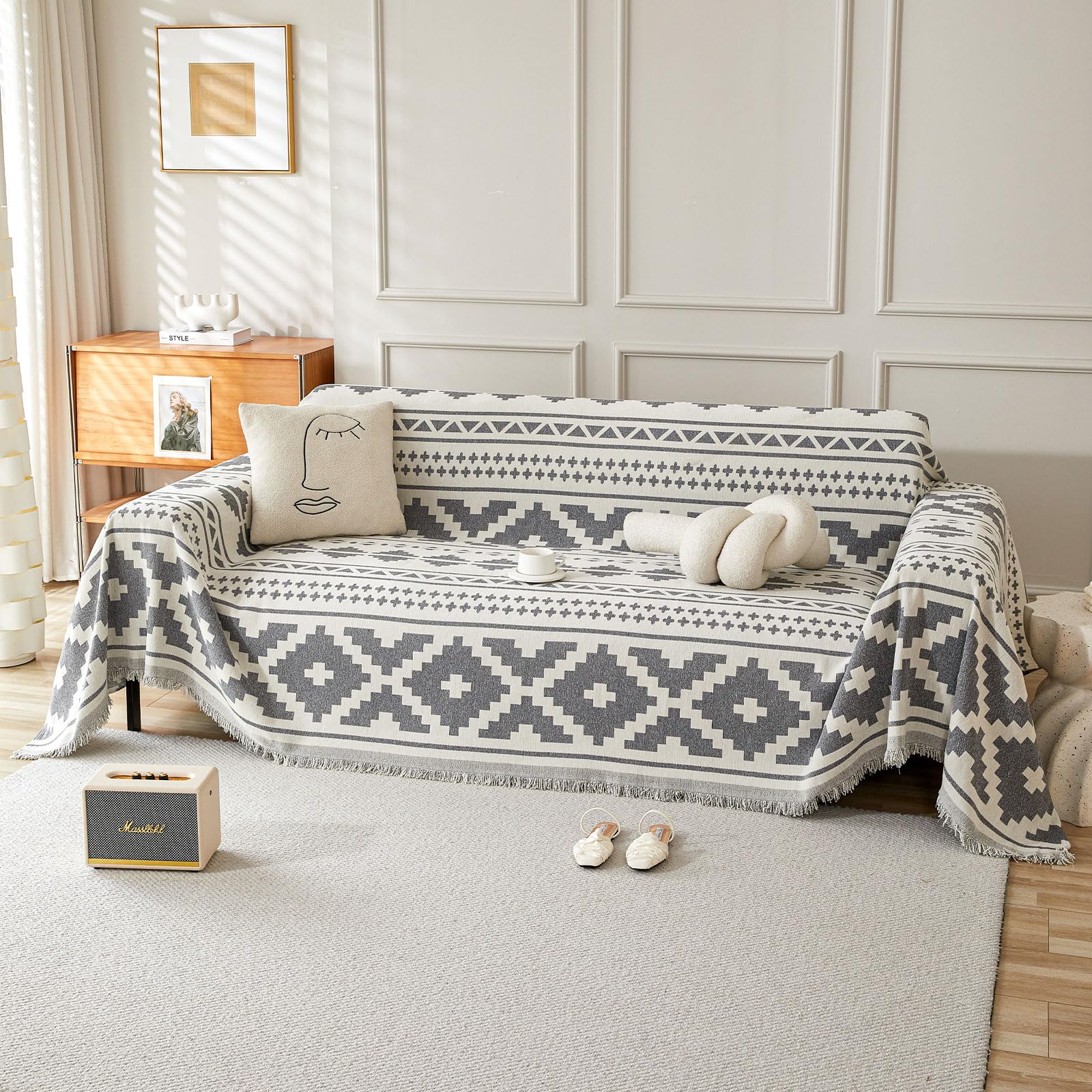 SHANNA Geometric Sofa Cover for 2 3 4 Seater, Chenille AB Sided Slipcover for Corner Sofa, All-Season Protection Couch Cover, Couch Protector Loveseat Futon Cover L Shaped Sofa Cover with Tassel