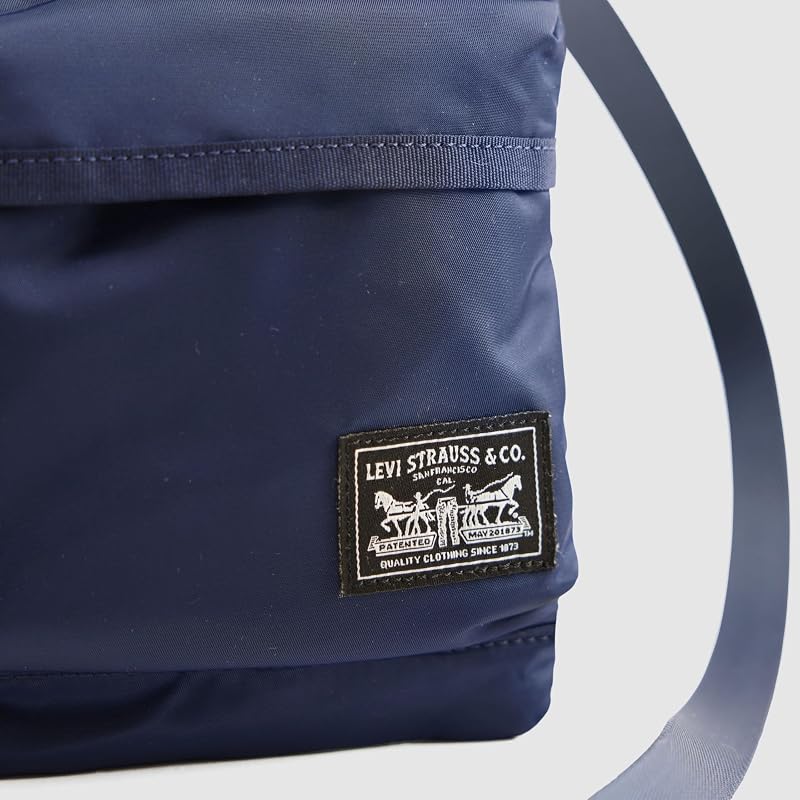 Men's Mission Bay Crossbody Pouch Bag
