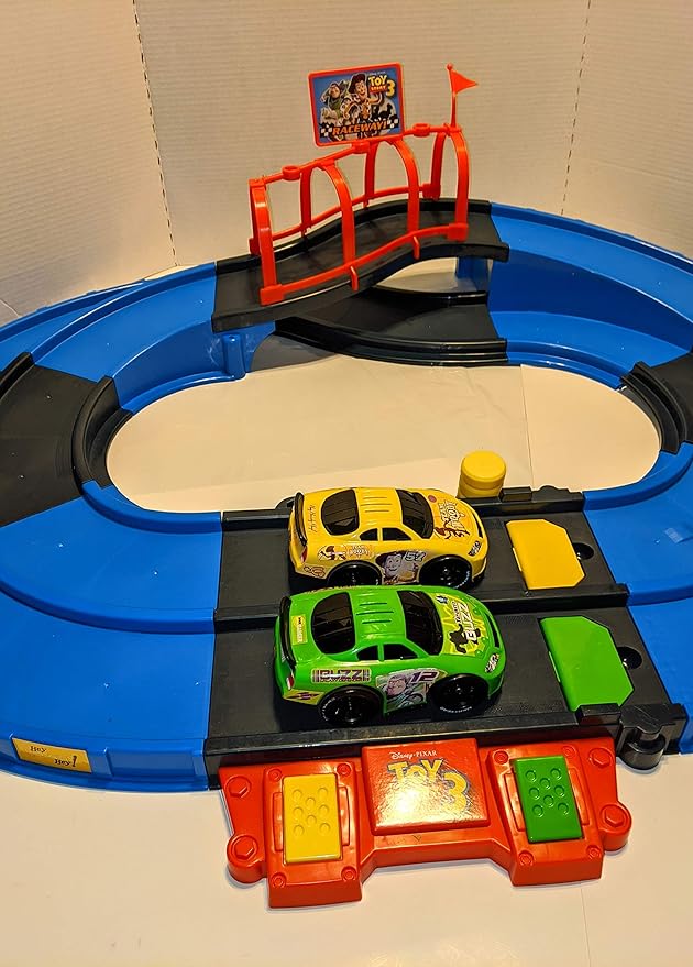 fisher price toy story 3 spiral speedway replacement cars