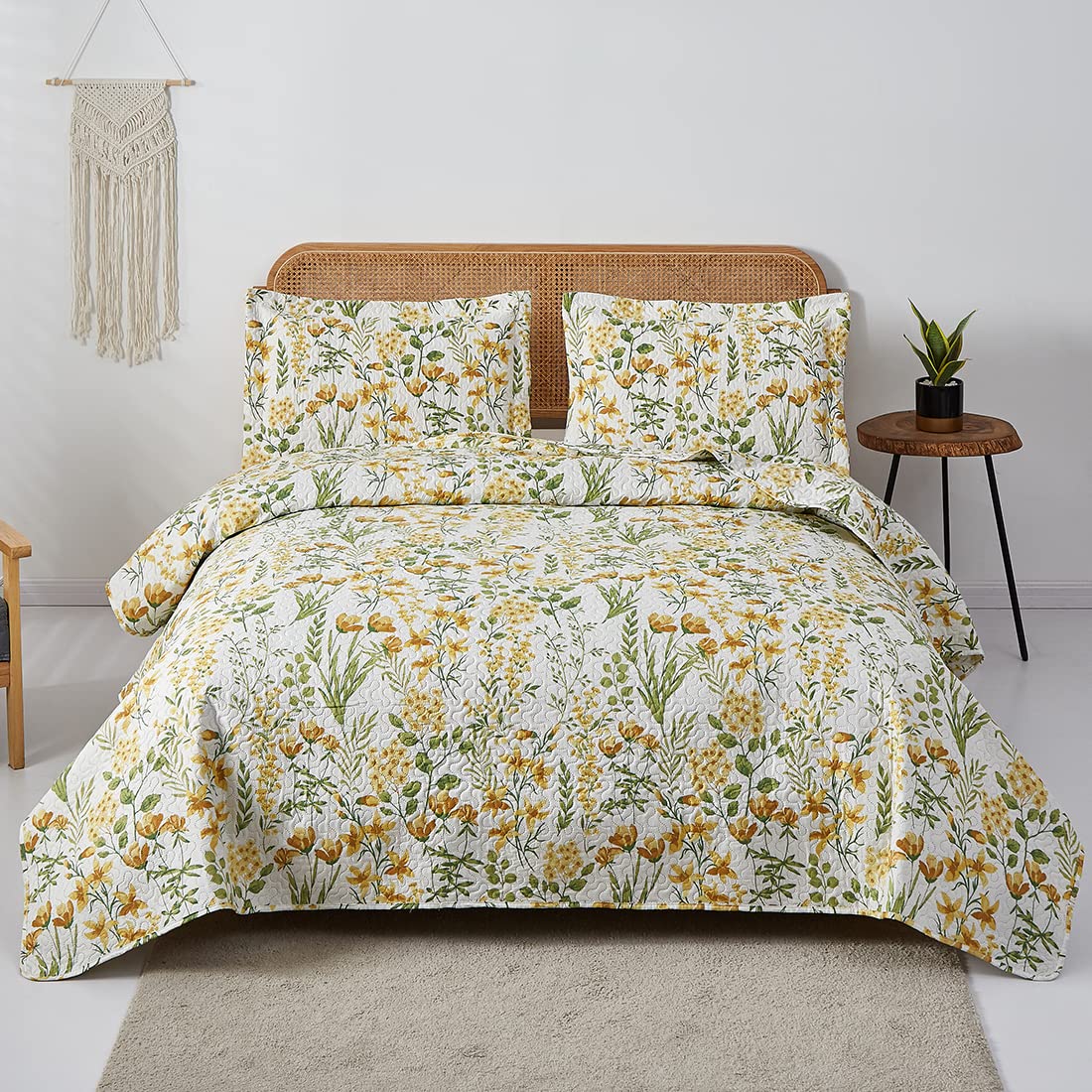 Summer Floral Quilt King Size Lightweight Yellow