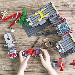 QLT QIAOLETONG City Fire Station Building Kit, 774