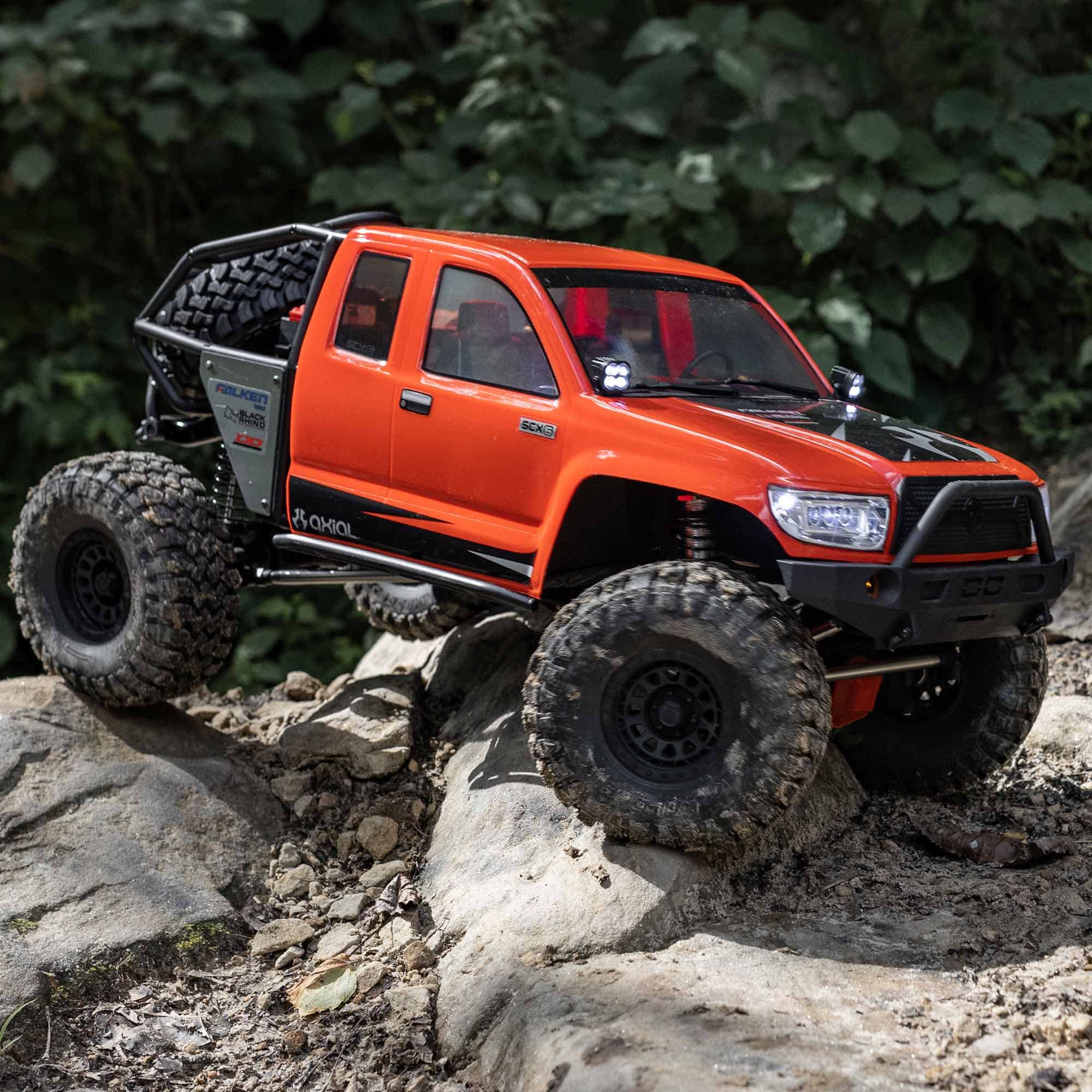 Axial RC Crawler 1/6 SCX6 Trail Honcho 4WD RTR (Transmitter and Receiver Included, Battery and Charger Not Included), Red, AXI05001T1, Trucks Electric