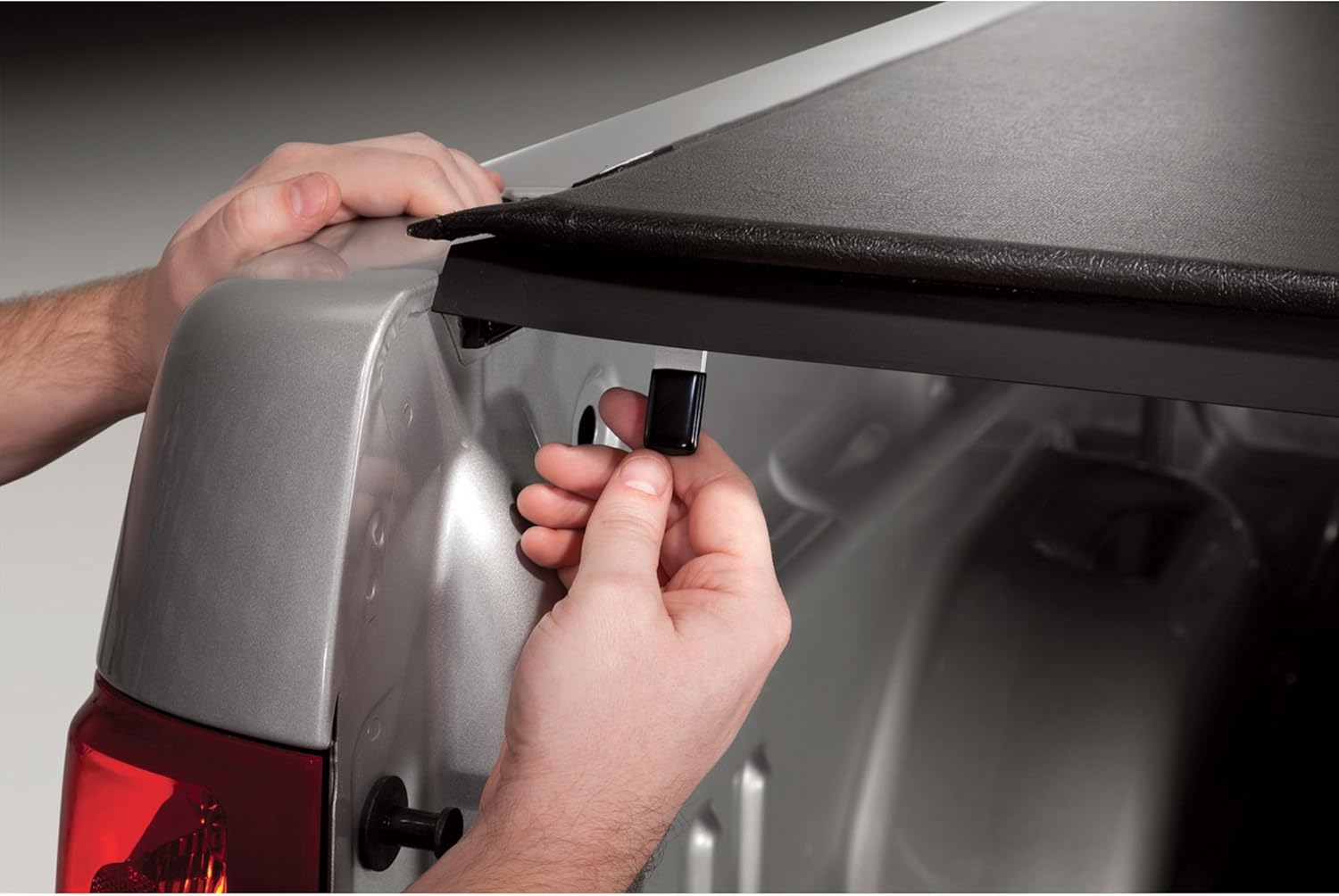 Amazon Com Truxedo Lo Pro Qt Low Profile Pickup Tonneau Cover Fits 2009 2013 Dodge Ram 2500 Crew Cab 5 Ft 7 In Bed Model 545901 Automotive