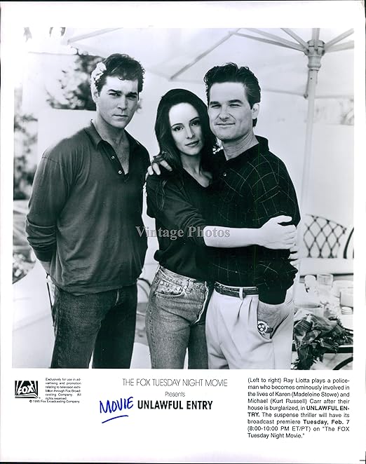 Amazon Com Vintage Photos Photo Actor Unlawful Entry Ray Liotta Madeleine Stowe Kurt Russell 8x10 Photographs