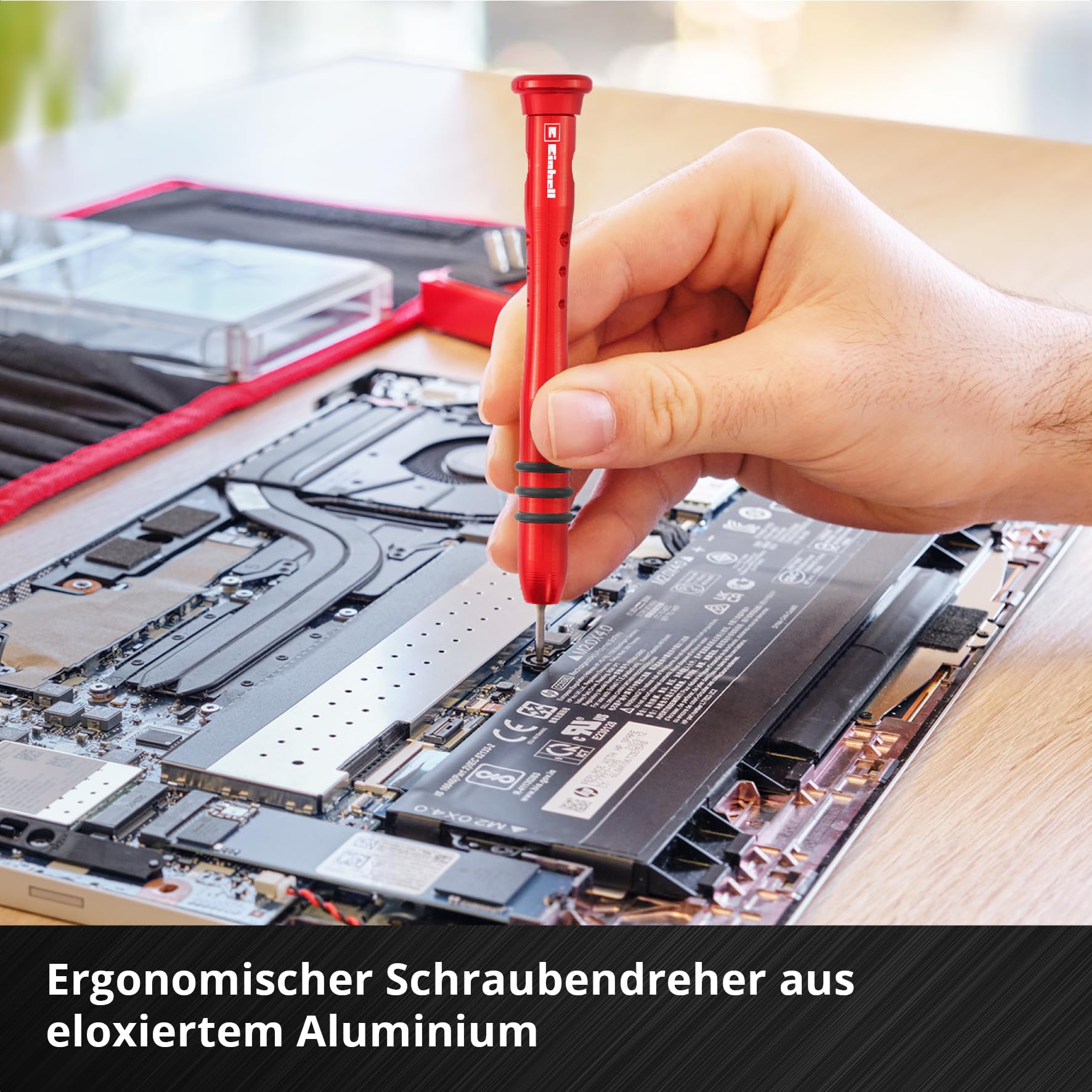 Original Einhell Smartphone-Reparaturset 18-tlg. (12 CR-V-Präzisionsbits, ergonomischer Schraubendreher, Öffnungswerkzeuge, Saugnapf, ideal für Elektrogeräte) 5