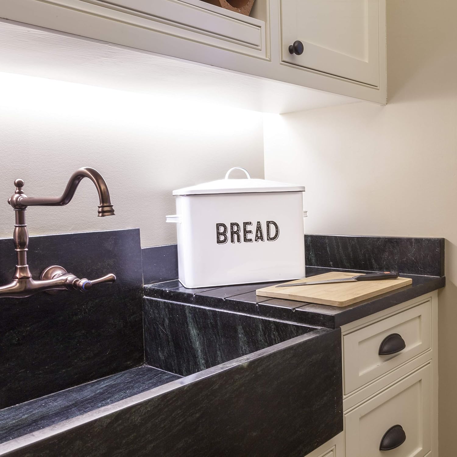 Aesthetic Farmhouse Bread Box For Kitchen Countertop - Extra Large Breadbox Holds 2+ Loaves Of Bread - Perfect Metal Storage Tin To Keep Your Bread, Bagels, Rolls And Buns Fresh For A Long Time: Kitchen & Dining