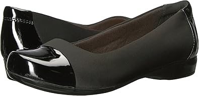clarks kinzie flat