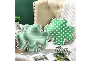Yuntau 2 Pieces St. Patrick's Day Throw Pillow Hugging Pillow Shamrock Pillow Irish Lucky Clover Flannel Throw Pillow Decorative Clover Throw Pillow for St. Patrick's Day Sofa Couch Gift