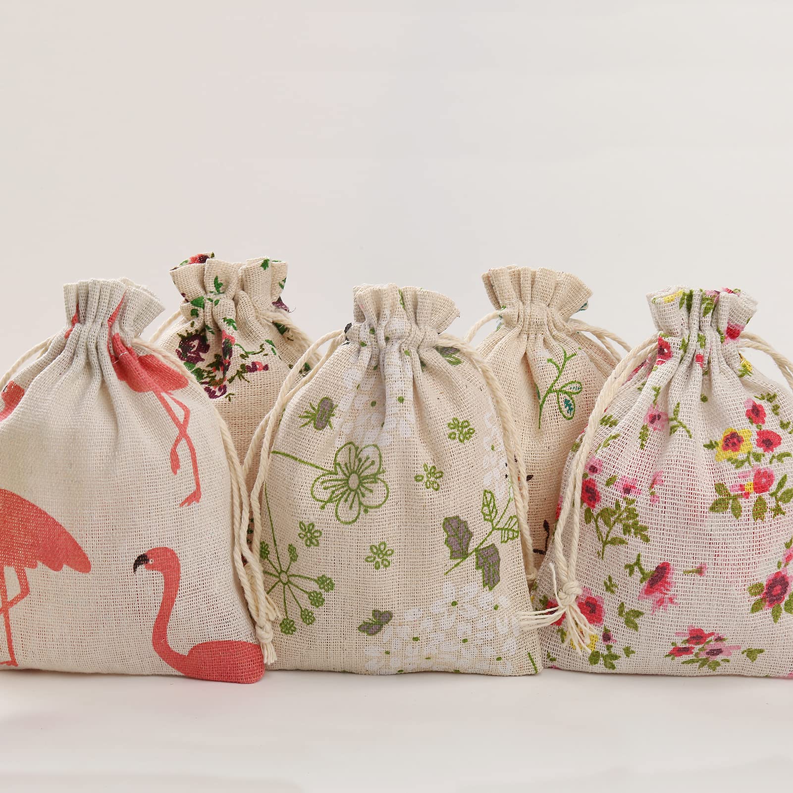 HERZWILD 25pcs Cotton Drawstring Bags 10X14cm Burlap Gifts Bag with Drawstring Fabric Gift Bags for Wedding/Party/Festival/Storage/Decorating/DIY Bag (3.9 x 5.5 inch) (BType)