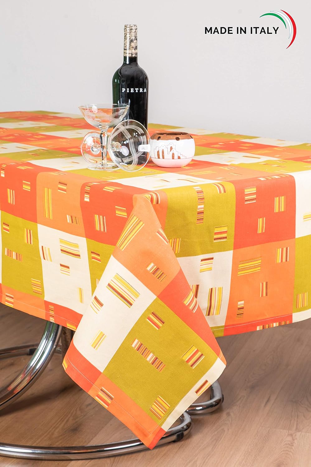 tovaglia in tessuto per la primavera