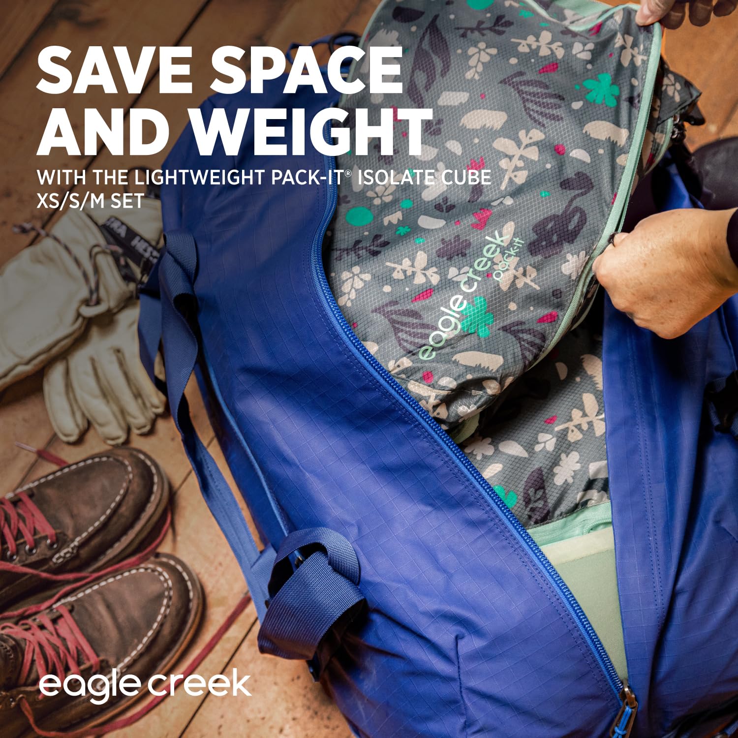 Eagle Creek Pack-It Isolate Cube Set - Compression Packing Cubes for Stackable Storage - Convenient Top Handle - Easy Grab Zipper Pull - Storm Grey - XS/S/M - 3