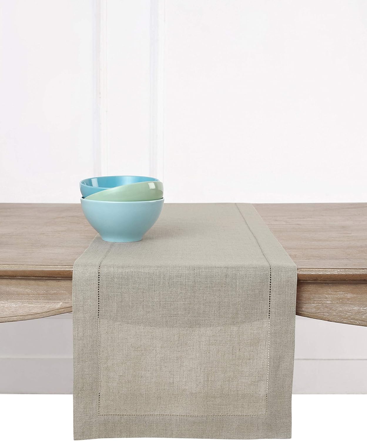 Best table runner tan navy