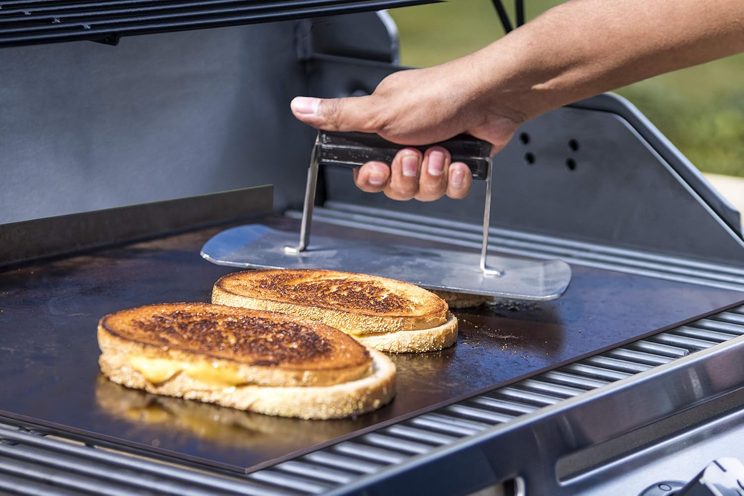 Char-Broil 1446552R04 Carbon-Steel Griddle Stone, Gray : Garden & Outdoor