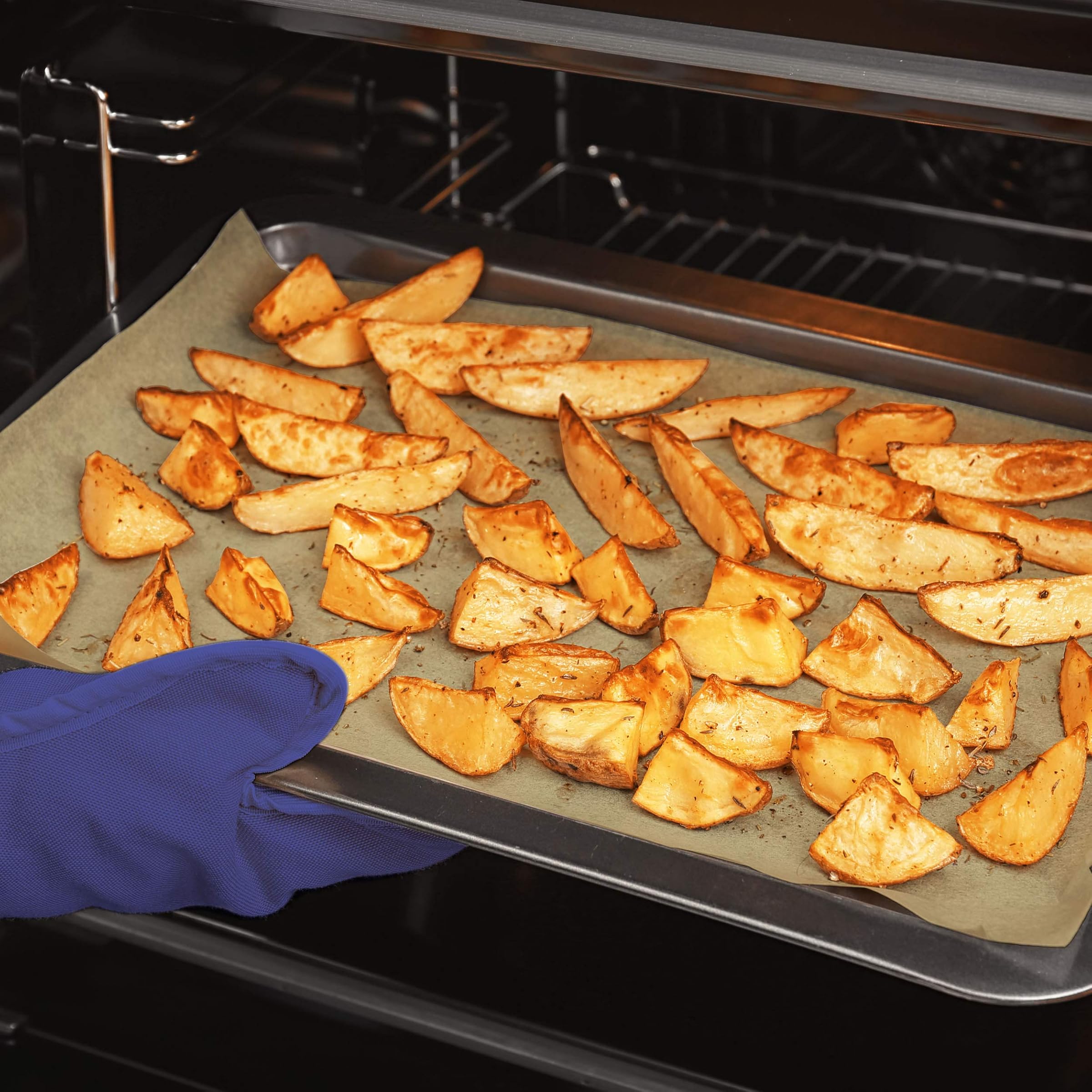 Reynoldds Kitchens Unbleached Parchment Paper, 45 Square Feet (1 Pack)