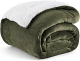 Bedsure Sherpa Fleece Throw Blanket Ivy Green 130x150cm