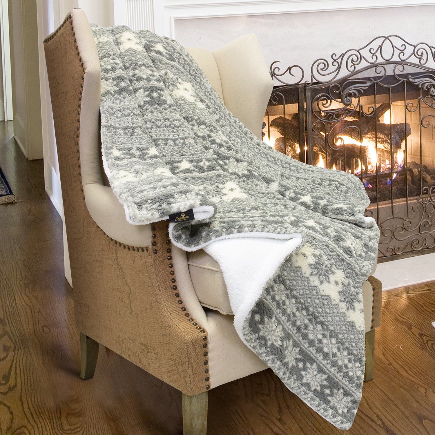 Snowflake Theme Sherpa Throw Blanket, Luxury Reversible Cozy Fleece Blanket, Warm Super Soft Comfort Caring Gift for Children and Adult, 155cm x 127cm, Grey by Catalonia