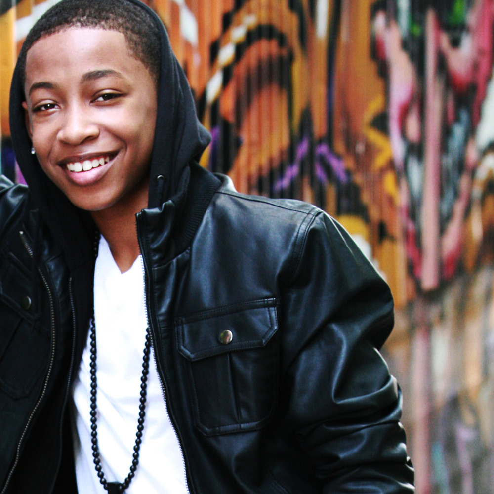 Jacob Latimore bei Amazon Music