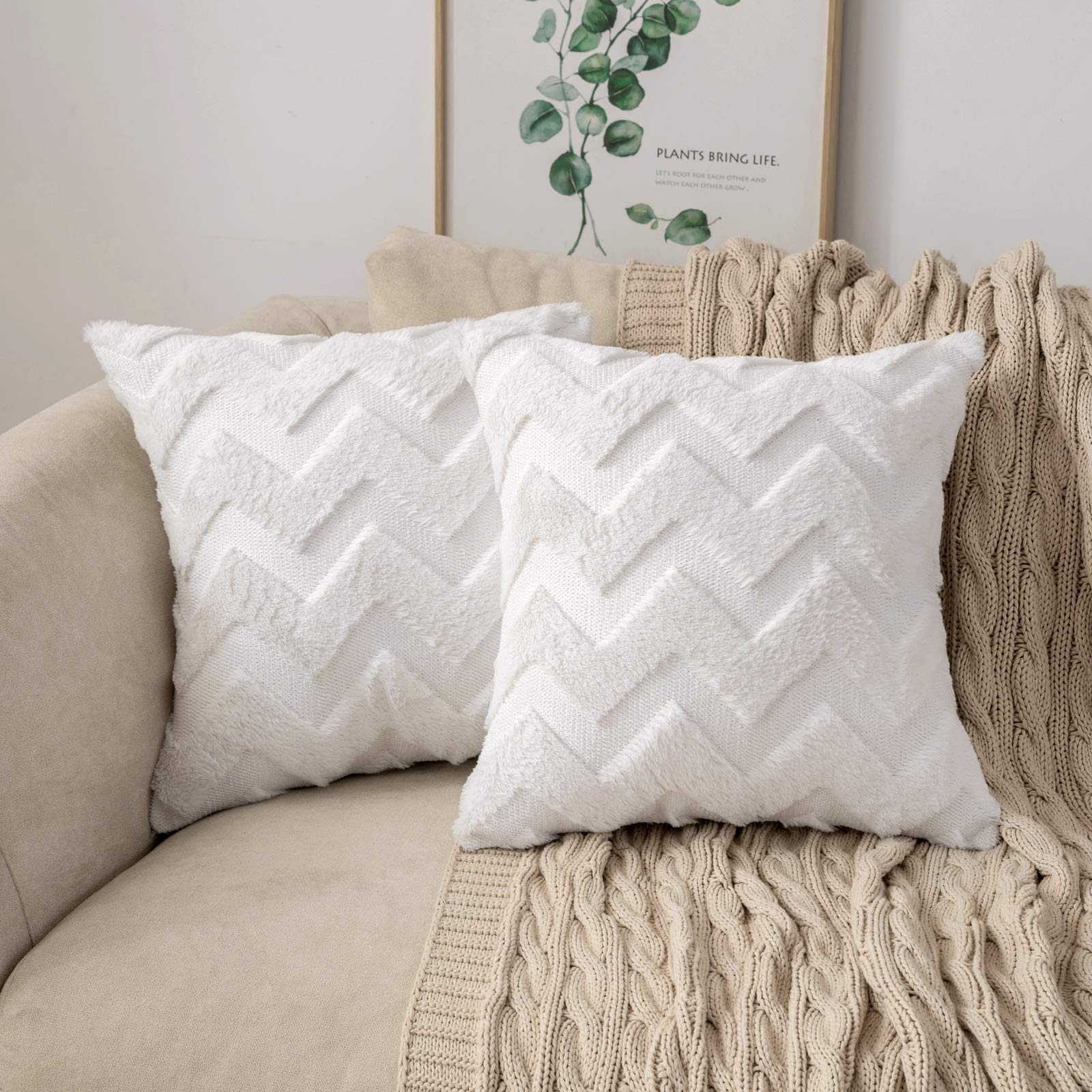 MIULEE Set of 2 Cushion Covers in Artificial Wool and Polyester Polyline Pattern Decorative Soft Smooth Comfortable Pillowcase for Living Room Bedroom Sofa 45 x 45 cm White