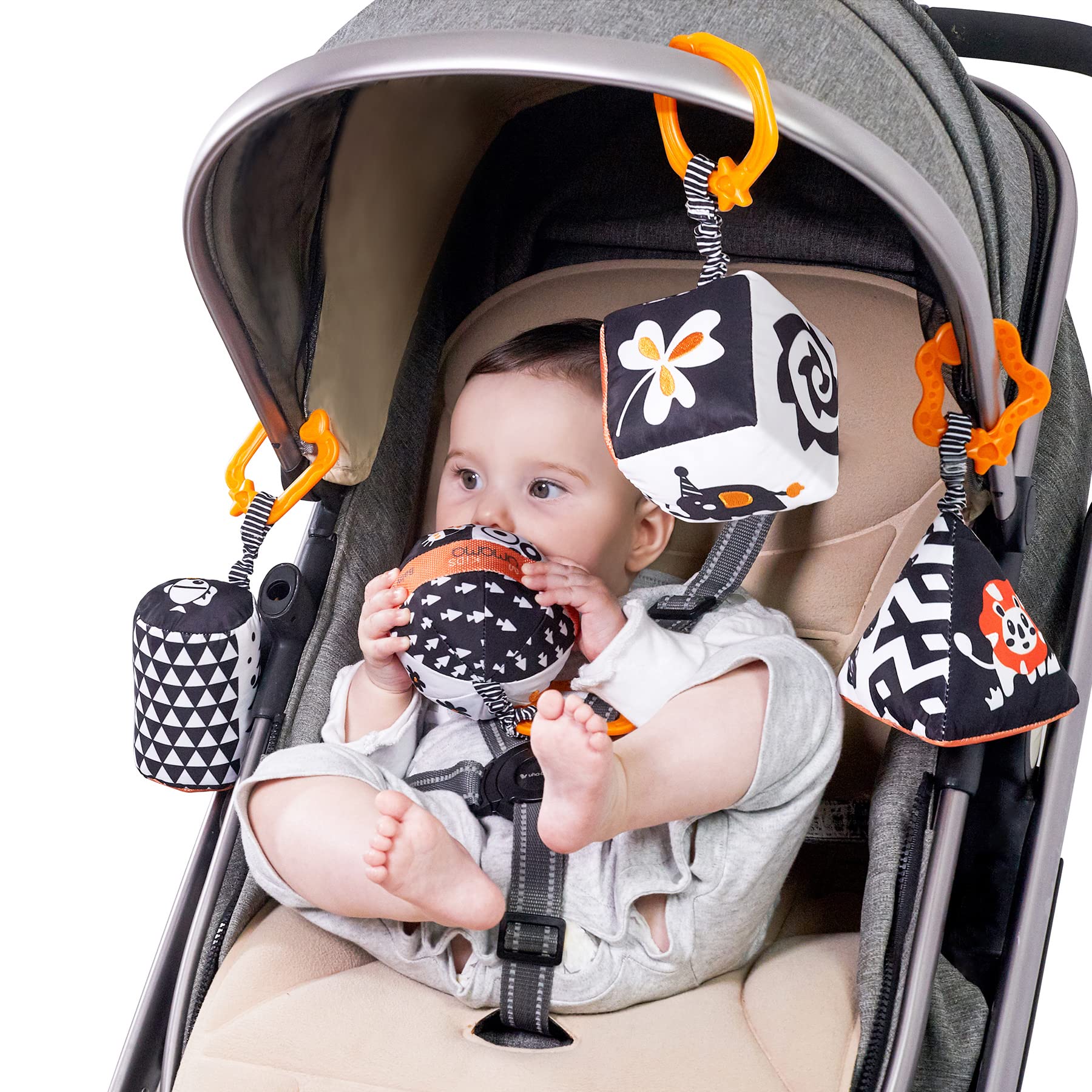 High Contrast Shapes Sets Baby Toys, Black and White Stroller Toy for Car Seat Baby Plush Rattles Rings Hanging Toy for 0 3 6 9 to 12 Months, Newborn,Toddlers,Infants (4 Packs)