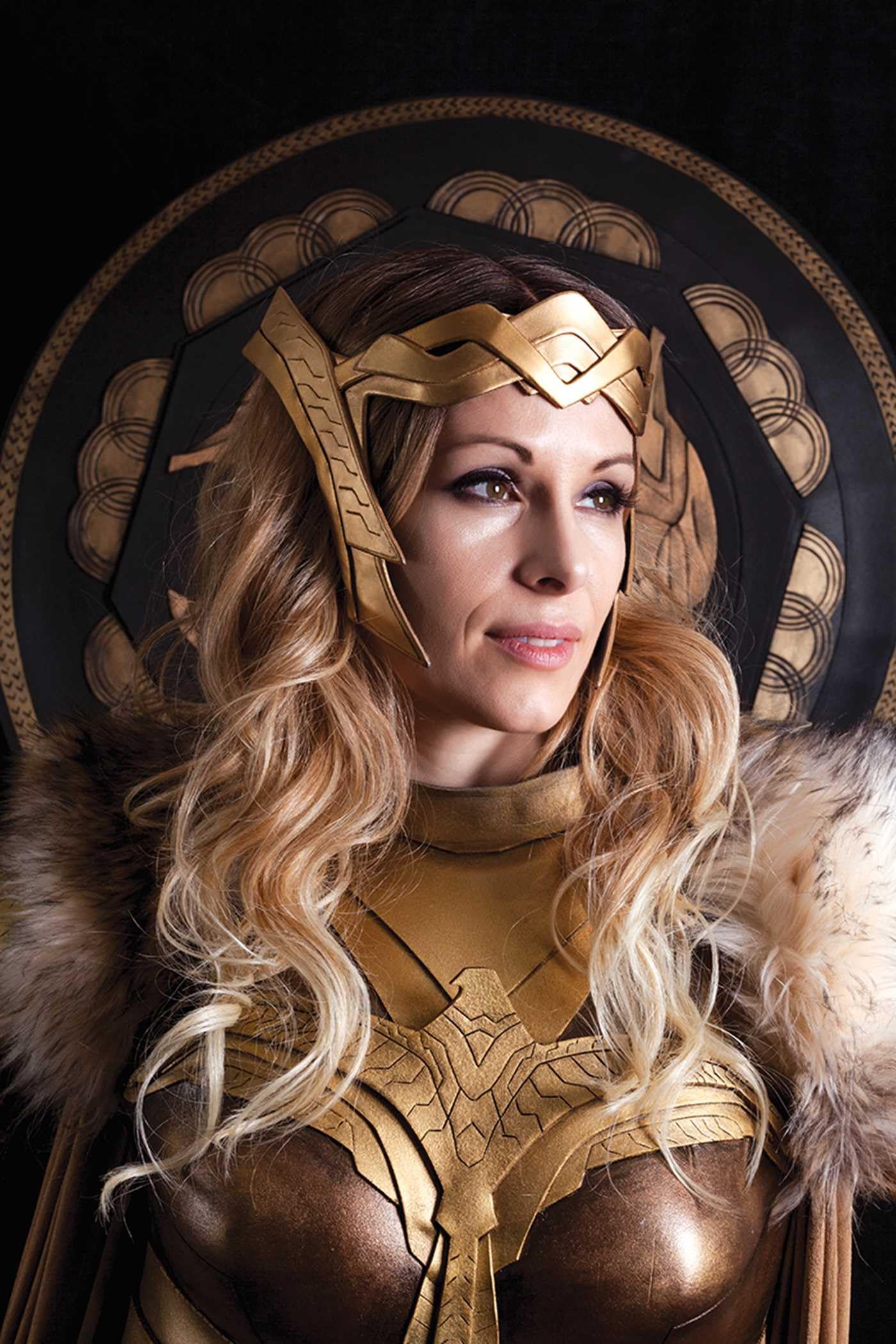 Cosplayer's Ultimate Guide to EVA Foam: Design, Pattern, Create - Level Up Your Costumes & Props Cosplayer's Ultimate Guide to EVA Foam: Design, Pattern, Create - Level Up Your Costumes & Props Paperback Kindle