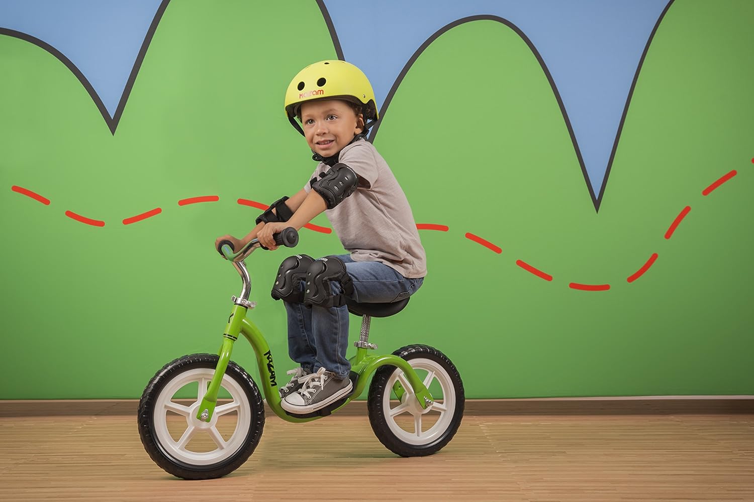 kazam 12 inch child's balance bike and helmet