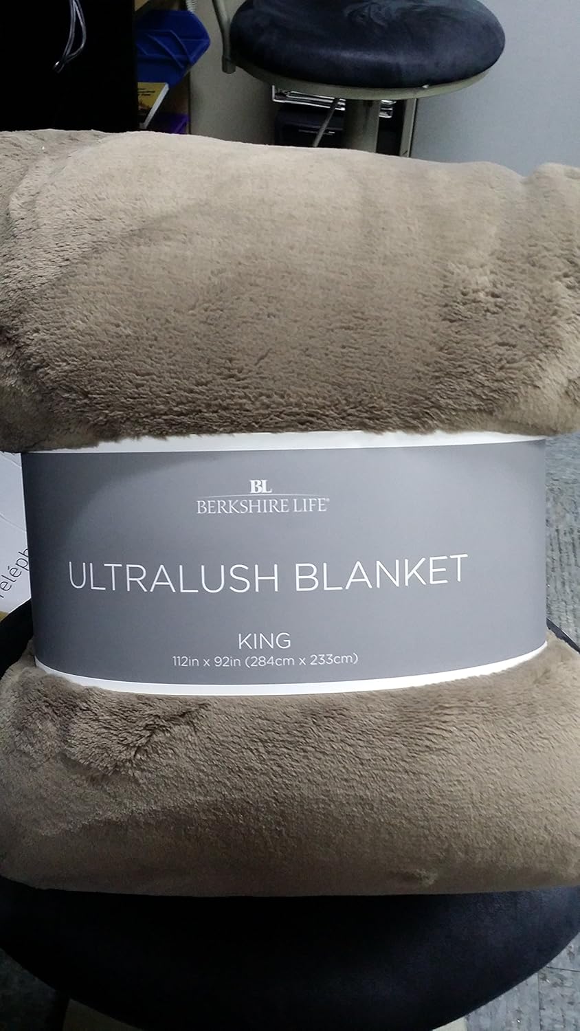 Berkshire Life Ultralush Blanket King Size 112" X 92" Brown